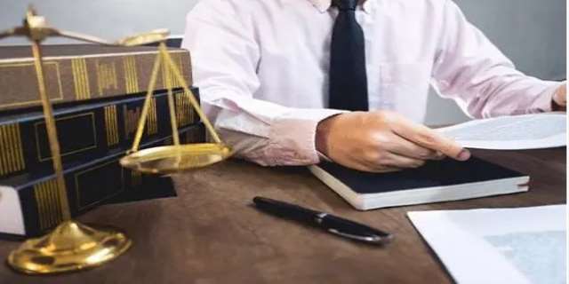 刑事辩护律师的职责是什么