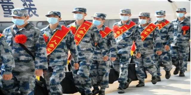 71年当兵,76年退伍兵,的退休工资有什么补贴吗?